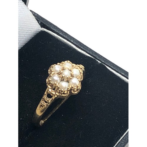 226 - 9ct gold vintage pearl cluster ring (2.1g)