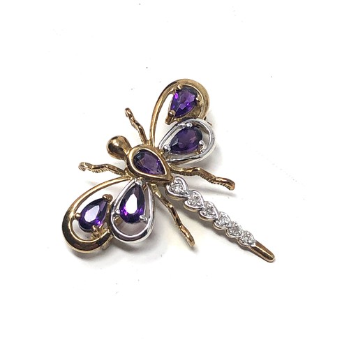 156 - 9ct gold amethyst & diamond dragonfly brooch (2.6g)