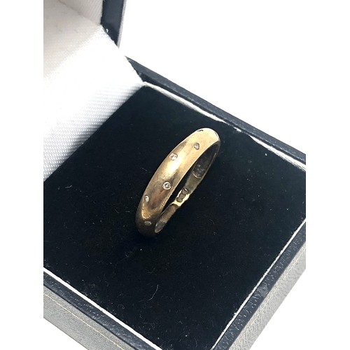 119 - 9ct gold diamond set ring (1.8g)