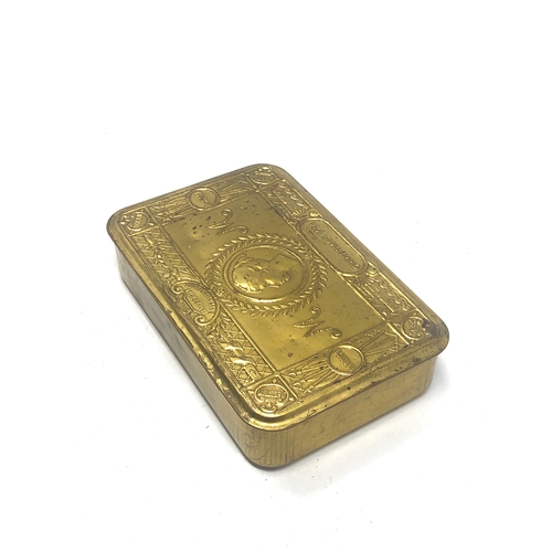 463 - ww1 brass princess mary tin