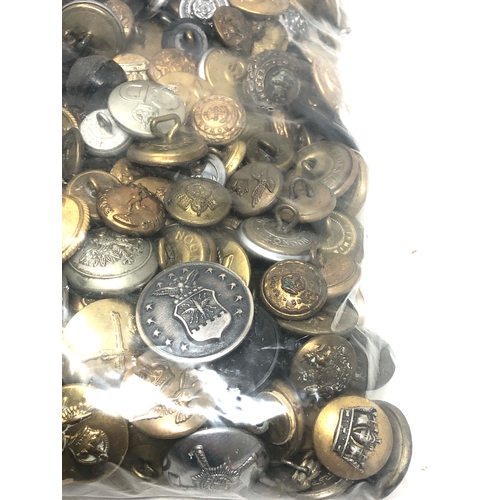 450 - Joblot of vintage uniform military buttons