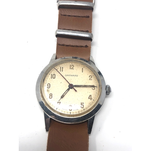 440 - vintage Gents garrards presentation wristwatch the watch is ticking