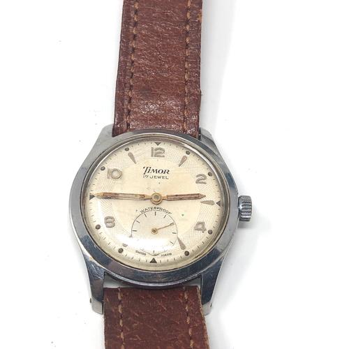 441 - vintage Gents timor wristwatch the watch is ticking