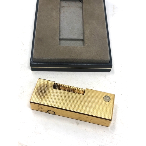 481 - boxed vintage dunhill cigarette lighter