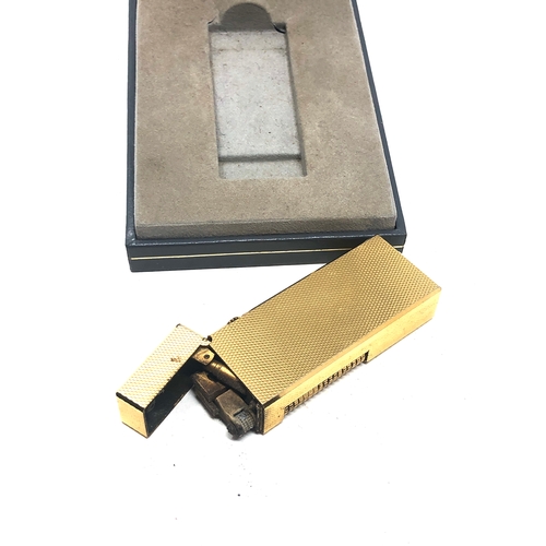 481 - boxed vintage dunhill cigarette lighter