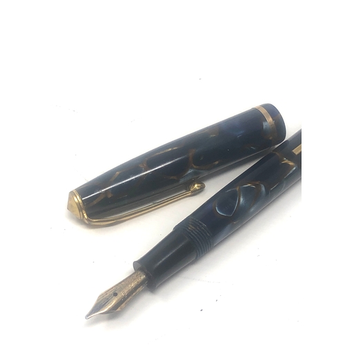 471 - Vintage Conway Stewart 12 Fountain Pen -blue marbled  gold vein 14ct Gold nib