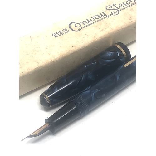 473 - Boxed Vintage Conway Stewart 15 Fountain Pen -blue marbled  14ct Gold nib