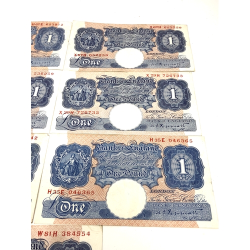 496 - 7 x £1 blue peppiatt 1940s bank notes