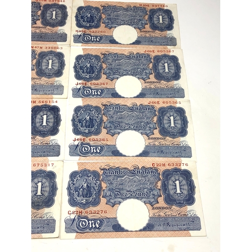 497 - 8 x £1 blue peppiatt 1940s bank notes