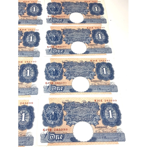 499 - 9 x £1 blue peppiatt 1940s bank notes consecutive numbers look uncirculated