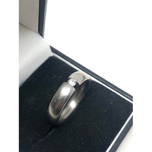 80 - titanium & diamond band ring weight 2.4g