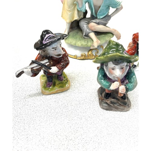 597 - Selection vintage Capodimonte figurines markers mark to base, damage to largest figure (finger)