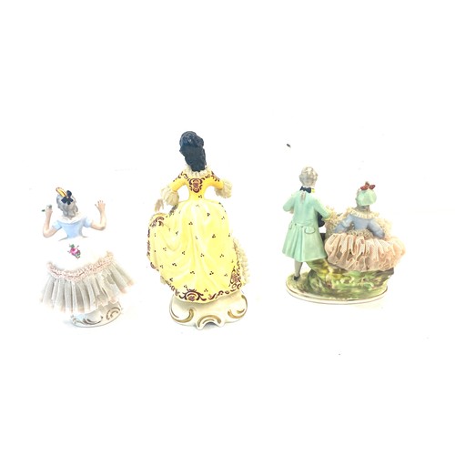 638 - Vintage Dresden Lace porcelain figures, a/f