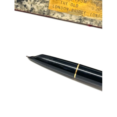 677 - Granite from the old London bridge desk set, to include Parker 51 fountain pen, ballpoint pen