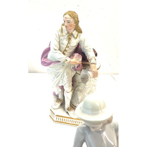 822 - Selection of figures to include Lady figurine, Coalport figure, Miss Sarah, Lladro style lady figure... 