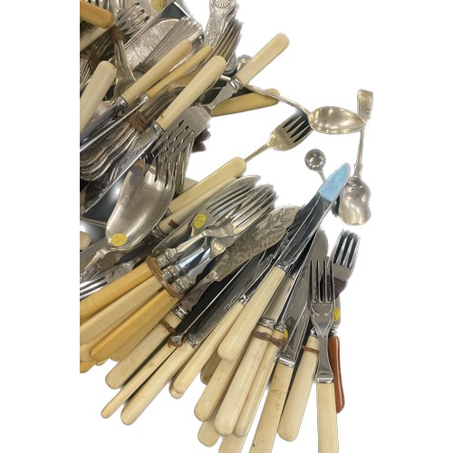 800 - Large selection used silver plated cutlery