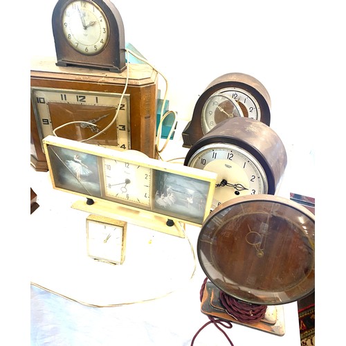 775 - Large selection of vintage mantel clocks, all untested