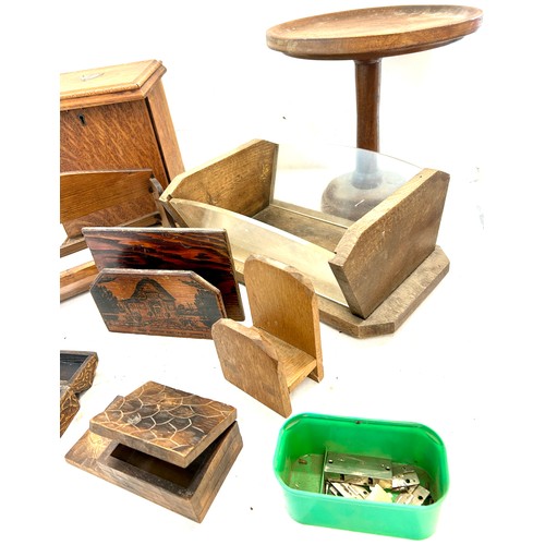 871 - Selection of vintage wooden boxes, wooden cake stand etc