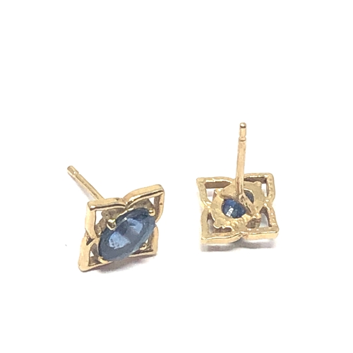 89 - 9ct gold sapphire earrings weight 1.3g