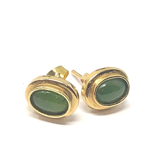 90 - 14ct gold cabochon emerald earrings weight 3.2g