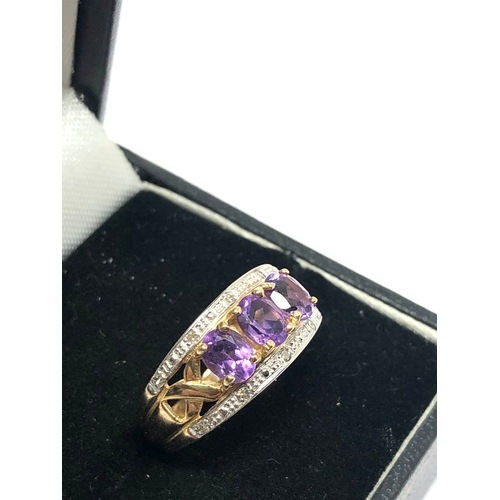 91 - 9ct gold amethyst & diamond ring weight 3.4g