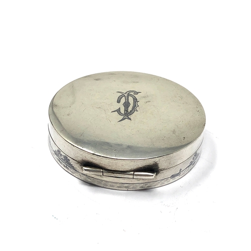 51 - Vintage Silver & niello compact measures approx 5.2cm dia weight 62g