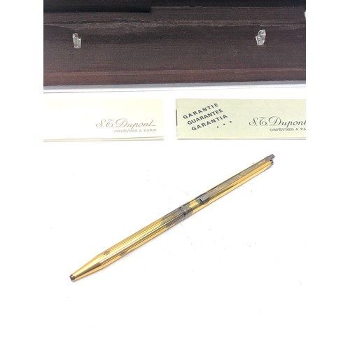 1 - Boxed silver dupont pen