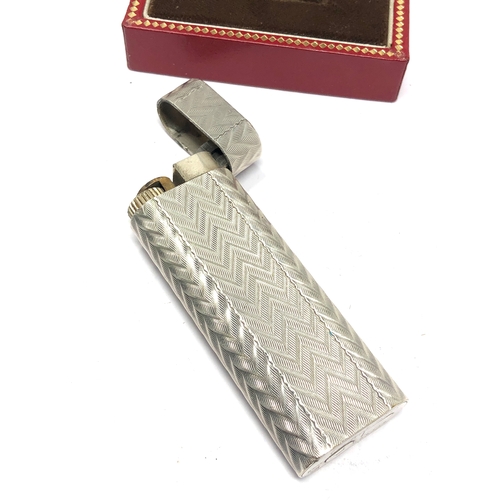 555 - Fine vintage boxed cartier cigarette lighter good condition