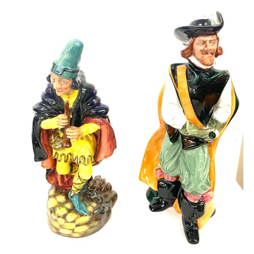 651 - Selection of 4 Royal Doulton lady figures includes Lobster Man, Pied Piper, Robin Hood and Cavalier ... 