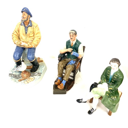 621 - Selection of 4 Royal Doulton lady figures includes Old Meg, The Sea Farer, The Bachelor, Gentleman f... 