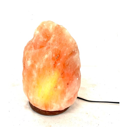 722 - Large salt lamp, working order, approximate height 13 inches