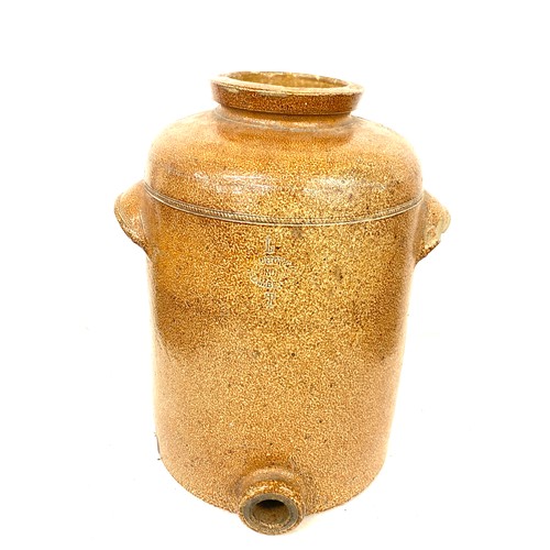 746 - Vintage earthenware pot, 16 inches tall