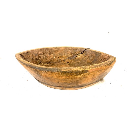 637 - African fruit bowl diameter approx 14 inches