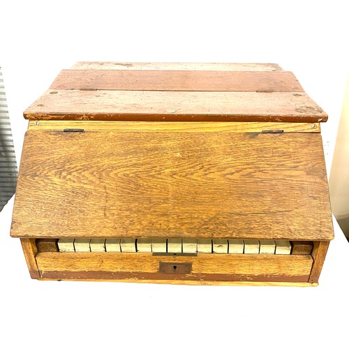 977 - Vintage wooden cased Field piano, case measures approx 18 inches wide 18 inches depth 9.5 inches tal... 