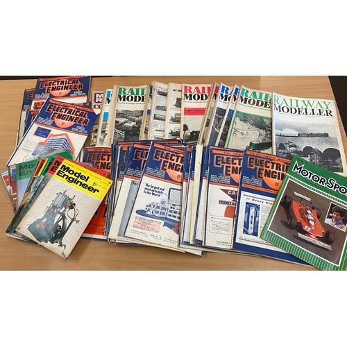 770 - Large selection of Model engine/ Railway model/ motor sport magazines