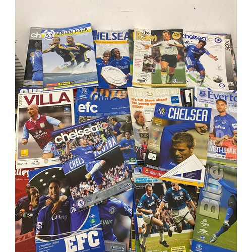 943 - Large selection of over 120 football programs 1990-2022, 33 home clubs mostly premiership