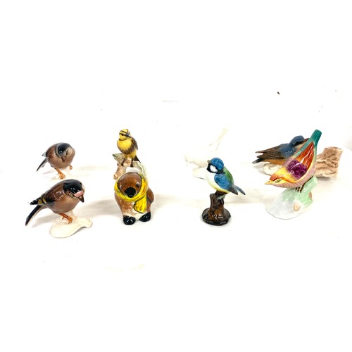 634 - Large selection of assorted Goebel bird figurines