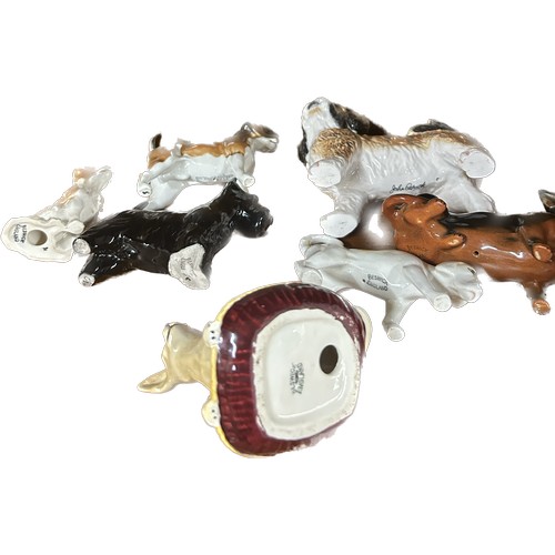 715 - 2 Vintage Beswick Beagles, Dashhound,  Scotty dog, Cocker spaniel, chihuahua, large Shitshu, all in ... 