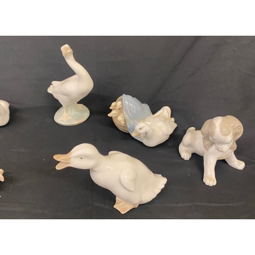 735 - Selection of Small Lladro figures includes Bird natural frames, Geese etc