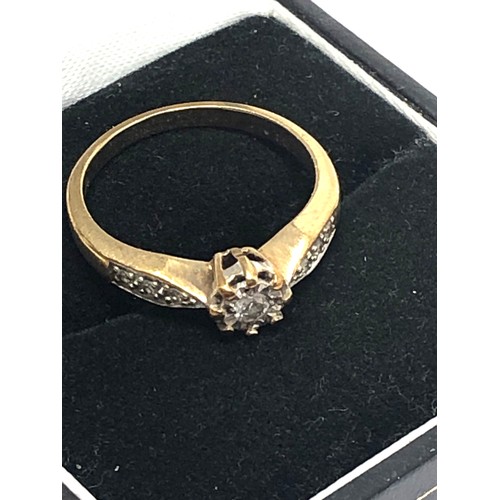 210 - 9ct gold vintage diamond seven stone dress ring (2.3g)