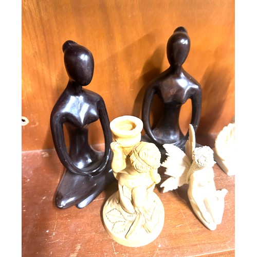 705 - Selection of assorted figures includes Ifestos, made in italy, Pynn etc