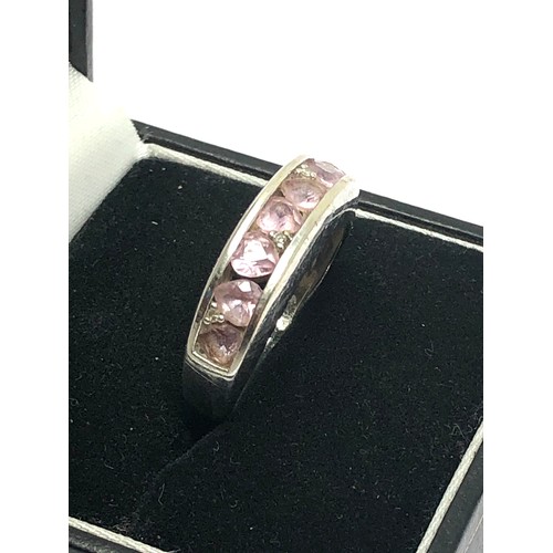 308 - 9ct white gold pink topaz hearts & diamond channel setting ring (4.4g)