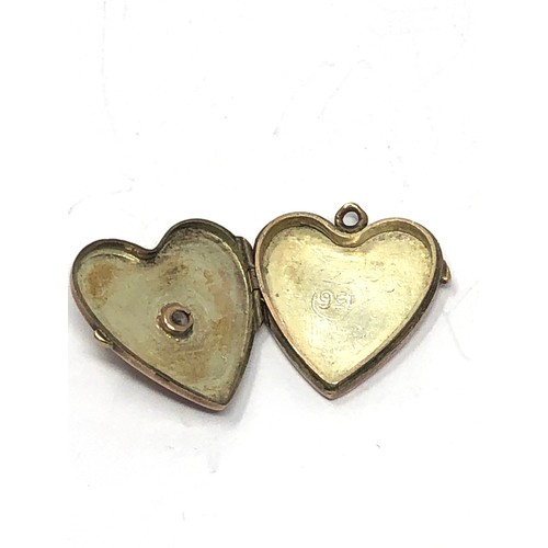 281 - small 9ct gold antique diamond detail etched heart locket (1.9g)