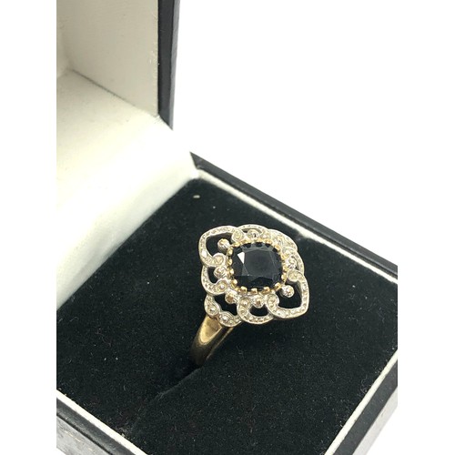 246 - 9ct gold diamond & sapphire ornate dress ring (2.6g)