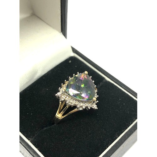 256 - 9ct gold diamond & mystic topaz triangle dress ring (3.5g)