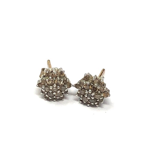 263 - 9ct white gold diamond cluster stud earrings (1.7g)