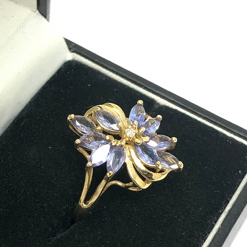 155 - 14ct gold tanzanite and diamond cluster cocktail ring (3g)