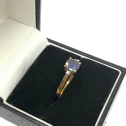 190 - 9ct gold diamond accented tanzanite set ring (1.7g)