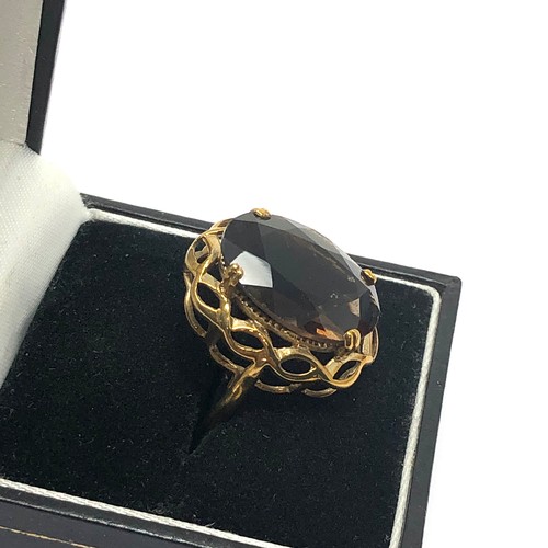 154 - 9ct gold vintage smokey quartz cocktail ring (4.6g)