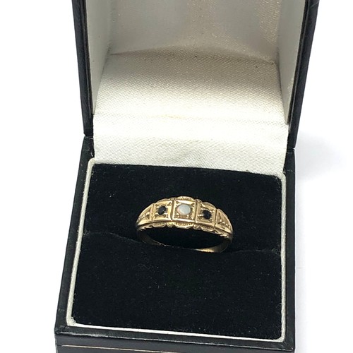 192 - 9ct gold victorian sapphire and opal set gypsy ring (1.8g)